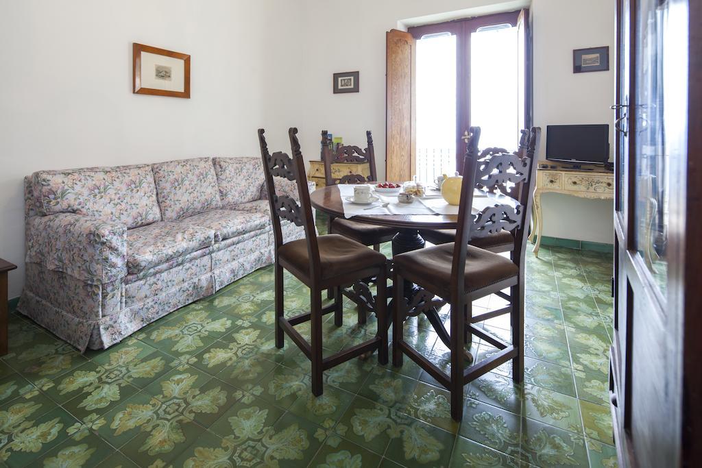 Bed and Breakfast Casa Wanda Позітано Номер фото